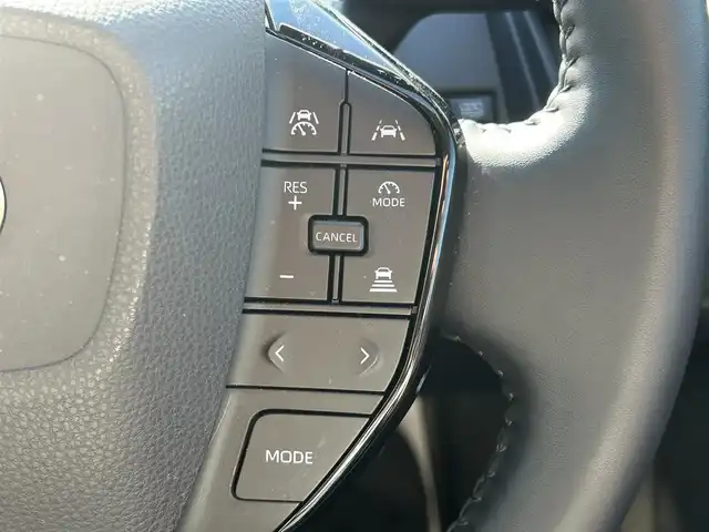 トヨタ プリウス G 和歌山県 2023(令5)年 1.2万km プラチナホワイトパールマイカ 純正8インチナビ機能付デイスプレーオーディオ/MODELLISTA製エアロ/バックカメラ/レーダークルーズコントロール/横滑り防止装置/衝突被害軽減システム/レーンキープ/シートヒーター/ETC2.0/前後ドライブレコーダー/前後コーナーセンサー/オートライト/LEDヘッドライト