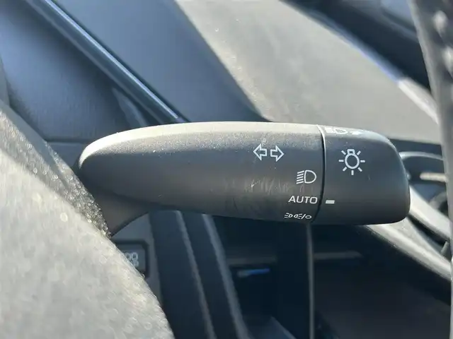 トヨタ プリウス G 和歌山県 2023(令5)年 1.2万km プラチナホワイトパールマイカ 純正8インチナビ機能付デイスプレーオーディオ/MODELLISTA製エアロ/バックカメラ/レーダークルーズコントロール/横滑り防止装置/衝突被害軽減システム/レーンキープ/シートヒーター/ETC2.0/前後ドライブレコーダー/前後コーナーセンサー/オートライト/LEDヘッドライト