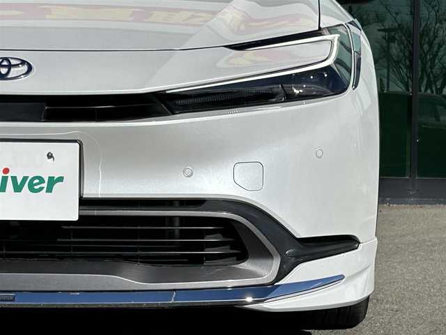 トヨタ プリウス G 和歌山県 2023(令5)年 1.2万km プラチナホワイトパールマイカ 純正8インチナビ機能付デイスプレーオーディオ/MODELLISTA製エアロ/バックカメラ/レーダークルーズコントロール/横滑り防止装置/衝突被害軽減システム/レーンキープ/シートヒーター/ETC2.0/前後ドライブレコーダー/前後コーナーセンサー/オートライト/LEDヘッドライト