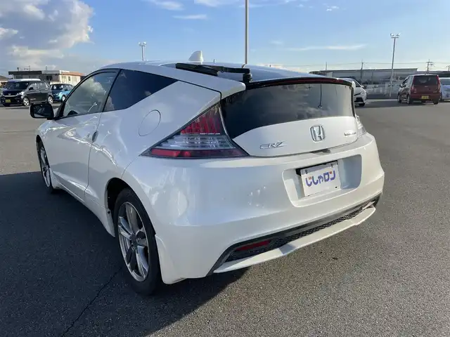 ホンダ ＣＲ－Ｚ α 大阪府 2012(平24)年 5.9万km プレミアムホワイトパール (株)IDOMが運営する【じしゃロン堺店】の自社ローン対象車両になります。こちらは現金ご利用時の価格です。/自社ローンご希望の方は別途その旨お申付け下さい。