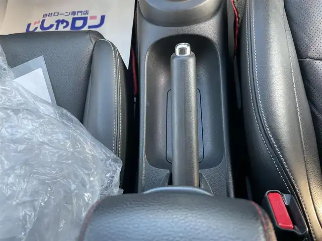 ホンダ ＣＲ－Ｚ α 大阪府 2012(平24)年 5.9万km プレミアムホワイトパール (株)IDOMが運営する【じしゃロン堺店】の自社ローン対象車両になります。こちらは現金ご利用時の価格です。/自社ローンご希望の方は別途その旨お申付け下さい。