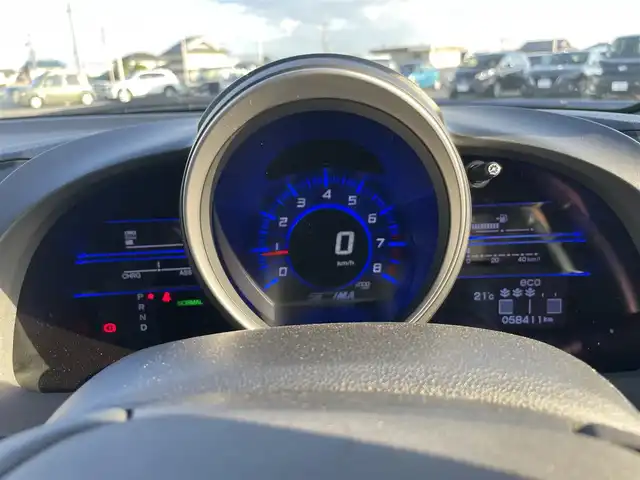 ホンダ ＣＲ－Ｚ α 大阪府 2012(平24)年 5.9万km プレミアムホワイトパール (株)IDOMが運営する【じしゃロン堺店】の自社ローン対象車両になります。こちらは現金ご利用時の価格です。/自社ローンご希望の方は別途その旨お申付け下さい。