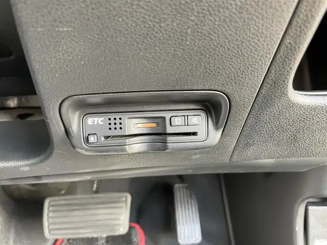 ホンダ ＣＲ－Ｚ α 大阪府 2012(平24)年 5.9万km プレミアムホワイトパール (株)IDOMが運営する【じしゃロン堺店】の自社ローン対象車両になります。こちらは現金ご利用時の価格です。/自社ローンご希望の方は別途その旨お申付け下さい。