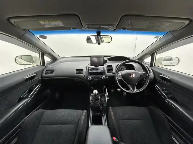 ホンダ シビック タイプR 茨城県 2010(平22)年 6.9万km チャンピオンシップホワイト 6MT/ポータブルナビ/ワンセグ/ETC/純正18インチAW/プッシュスタート