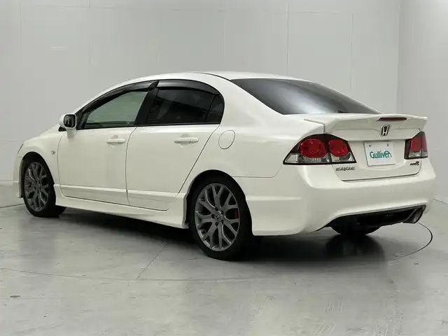 ホンダ シビック タイプR 茨城県 2010(平22)年 6.9万km チャンピオンシップホワイト 6MT/ポータブルナビ/ワンセグ/ETC/純正18インチAW/プッシュスタート