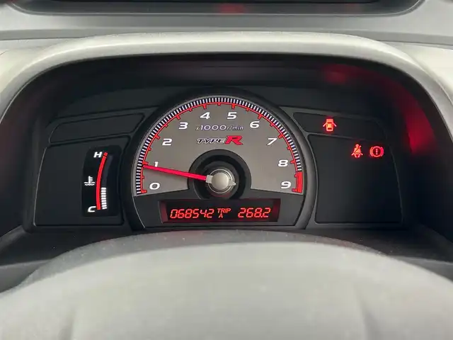 ホンダ シビック タイプR 茨城県 2010(平22)年 6.9万km チャンピオンシップホワイト 6MT/ポータブルナビ/ワンセグ/ETC/純正18インチAW/プッシュスタート