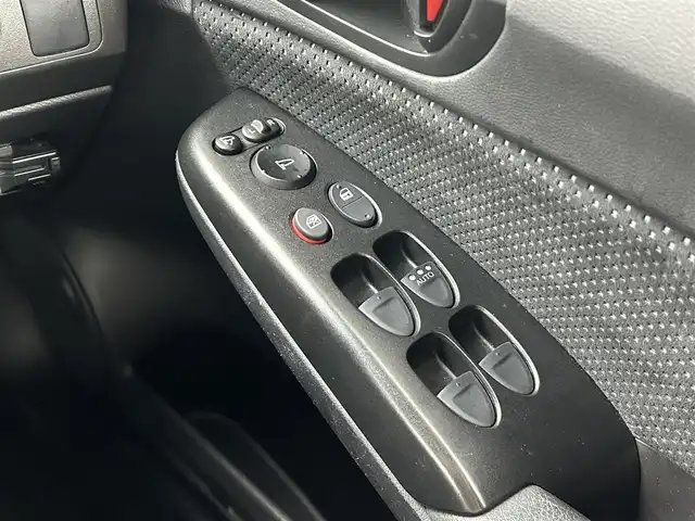 ホンダ シビック タイプR 茨城県 2010(平22)年 6.9万km チャンピオンシップホワイト 6MT/ポータブルナビ/ワンセグ/ETC/純正18インチAW/プッシュスタート