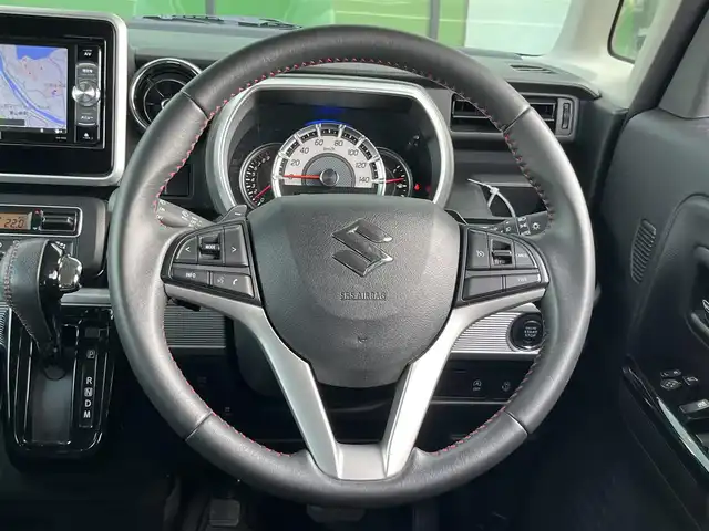 スズキ スペーシア カスタム HYBRID XS ターボ 香川県 2019(令1)年 5.6万km ピュアホワイトP 登録時走行距離：55501km/カロッツェリアナビ/　CD DVD BT　フルセグTV/バックカメラ/両側パワースライドドア/衝突被害軽減装置/レーンキープアシスト/クルーズコントロール/クリアランスソナー/横滑り防止装置/アイドリングストップ/ETC/ドライブレコーダー/ハーフレザーシート/シートヒーター/サンシェード/サーキュレータ/革巻きステアリング/スラアリングリモコン/パドルシフト/プッシュスタート/スマートキー