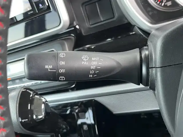 スズキ スペーシア カスタム HYBRID XS ターボ 香川県 2019(令1)年 5.6万km ピュアホワイトP 登録時走行距離：55501km/カロッツェリアナビ/　CD DVD BT　フルセグTV/バックカメラ/両側パワースライドドア/衝突被害軽減装置/レーンキープアシスト/クルーズコントロール/クリアランスソナー/横滑り防止装置/アイドリングストップ/ETC/ドライブレコーダー/ハーフレザーシート/シートヒーター/サンシェード/サーキュレータ/革巻きステアリング/スラアリングリモコン/パドルシフト/プッシュスタート/スマートキー