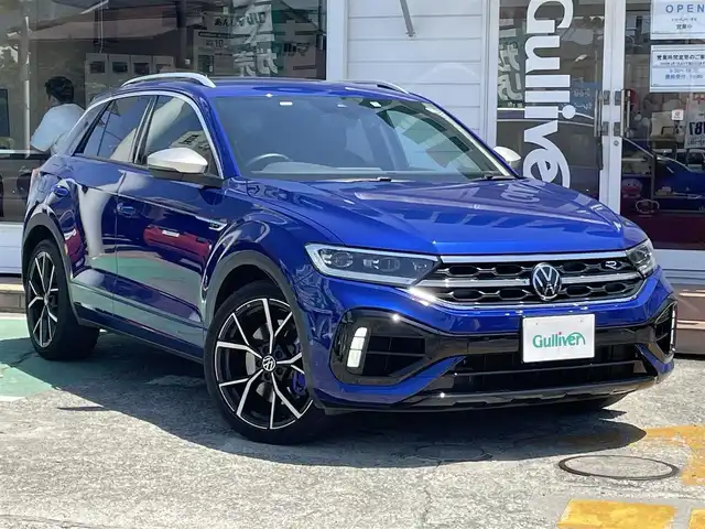 フォルクスワーゲン ＶＷ Ｔ－ロック R 神奈川県 2022(令4)年 1.5万km 青 純正インフォテイメントシステム/　（Bluetooth・Apple Car Play・Andoroid Auto）/バックカメラ/アダプティブクルーズコントロール/フロントアシスト/レーンキープアシスト/レーンチェンジアシスト/ステアリングヒーター/前席シートヒーター/運転席パワーシート/パワーバックドア/前後コーナーセンサー/前後ドライブレコーダー/ビルトインETC2.0/LEDヘッドライト/スマートキー×2/保証書/取扱説明書