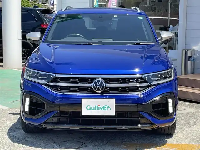 フォルクスワーゲン ＶＷ Ｔ－ロック R 神奈川県 2022(令4)年 1.5万km 青 純正インフォテイメントシステム/　（Bluetooth・Apple Car Play・Andoroid Auto）/バックカメラ/アダプティブクルーズコントロール/フロントアシスト/レーンキープアシスト/レーンチェンジアシスト/ステアリングヒーター/前席シートヒーター/運転席パワーシート/パワーバックドア/前後コーナーセンサー/前後ドライブレコーダー/ビルトインETC2.0/LEDヘッドライト/スマートキー×2/保証書/取扱説明書