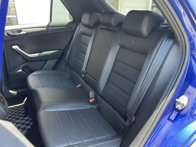 フォルクスワーゲン ＶＷ Ｔ－ロック R 神奈川県 2022(令4)年 1.5万km 青 純正インフォテイメントシステム/　（Bluetooth・Apple Car Play・Andoroid Auto）/バックカメラ/アダプティブクルーズコントロール/フロントアシスト/レーンキープアシスト/レーンチェンジアシスト/ステアリングヒーター/前席シートヒーター/運転席パワーシート/パワーバックドア/前後コーナーセンサー/前後ドライブレコーダー/ビルトインETC2.0/LEDヘッドライト/スマートキー×2/保証書/取扱説明書