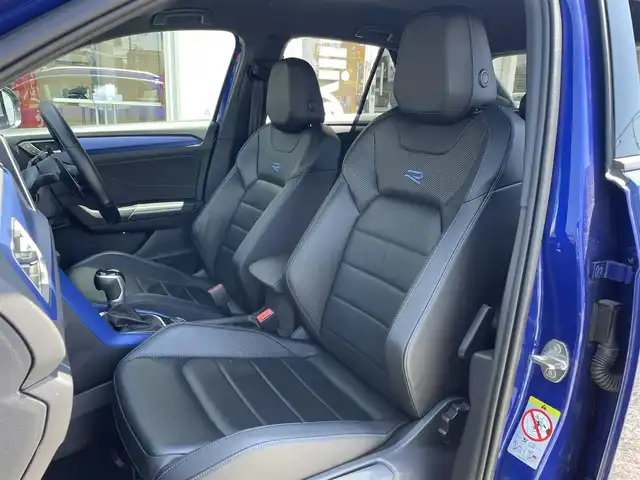フォルクスワーゲン ＶＷ Ｔ－ロック R 神奈川県 2022(令4)年 1.5万km 青 純正インフォテイメントシステム/　（Bluetooth・Apple Car Play・Andoroid Auto）/バックカメラ/アダプティブクルーズコントロール/フロントアシスト/レーンキープアシスト/レーンチェンジアシスト/ステアリングヒーター/前席シートヒーター/運転席パワーシート/パワーバックドア/前後コーナーセンサー/前後ドライブレコーダー/ビルトインETC2.0/LEDヘッドライト/スマートキー×2/保証書/取扱説明書