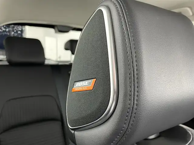 日産 オーラ G レザーエディション 宮城県 2023(令5)年 1.8万km ピュアホワイトパール / スーパーブラック 2トーン 純正９インチナビ　/(Bluetooth/フルセグTV/HDMI/CarPlay)/ＢＯＳＥサウンド　/プロパイロット　/ＳＯＳコール　/ワイヤレス充電　/ＥＴＣ２．０　/衝突軽減ブレーキ　/アラウンドビューモニター　/デジタルインナーミラー　/ドライブレコーダー　/オートブレーキホールド/LEDヘッドライト/オートハイビーム