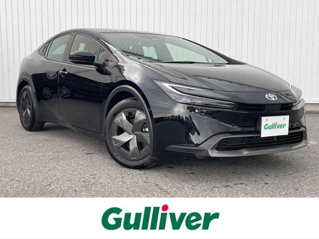 トヨタ プリウス U 滋賀県 2023(令5)年 0.6万km アティチュードブラックマイカ 純正ディスプレイオーディオ/・AM/FM/・Bluetooth/・フルセグTV/・Miracast/バックカメラ/ステアリングスイッチ/USB充電(Cタイプ)/ビルトインETC/AC100V/プリクラッシュセーフティ/レーンディパーチャーアラート/プロアクティブドライビングアシスト/クリアランスソナー/パーキングサポートブレーキ/ロードサインアシスト/発進遅れ告知/レーダークルーズコントロール/オートハイビーム/オートヘッドライト/LEDヘッドライト/オートリトラミラー/スマートキー