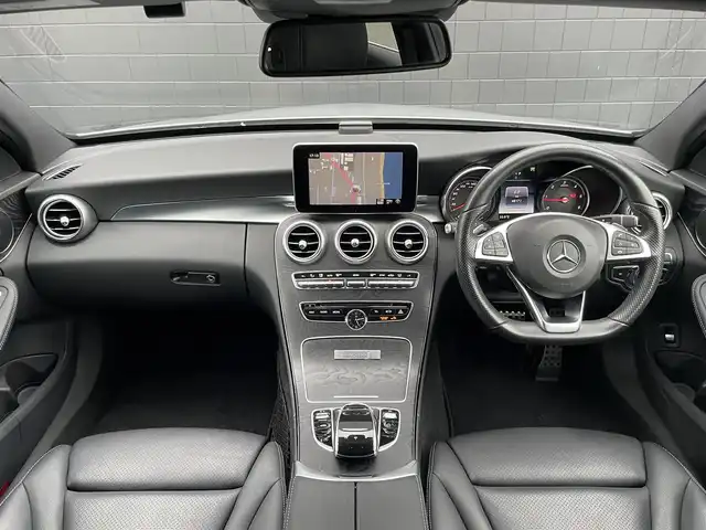メルセデス・ベンツ Ｃ２２０ｄ ワゴン ローレウスエディション 三重県 2018(平30)年 4.9万km イリジウムシルバー サンルーフ/ブラックレザーシート/レーダーセーフティ/ACC/純正ナビ/バックカメラ/フルセグTV/シートヒーター/パワーシート/純正18インチアルミ/電動リアゲート/ルーフレール/LEDライト