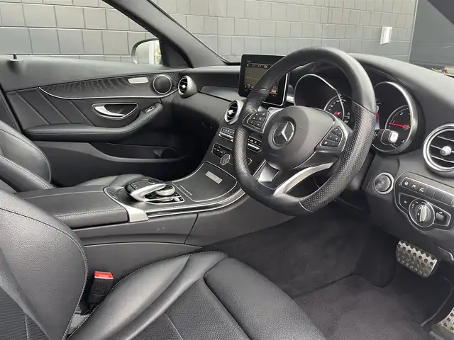 メルセデス・ベンツ Ｃ２２０ｄ ワゴン ローレウスエディション 三重県 2018(平30)年 4.9万km イリジウムシルバー サンルーフ/ブラックレザーシート/レーダーセーフティ/ACC/純正ナビ/バックカメラ/フルセグTV/シートヒーター/パワーシート/純正18インチアルミ/電動リアゲート/ルーフレール/LEDライト