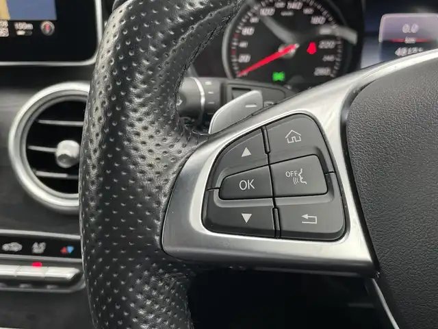 メルセデス・ベンツ Ｃ２２０ｄ ワゴン ローレウスエディション 三重県 2018(平30)年 4.9万km イリジウムシルバー サンルーフ/ブラックレザーシート/レーダーセーフティ/ACC/純正ナビ/バックカメラ/フルセグTV/シートヒーター/パワーシート/純正18インチアルミ/電動リアゲート/ルーフレール/LEDライト