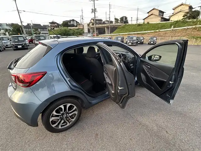 マツダ デミオ XD ツーリング 岡山県 2014(平26)年 6.4万km ライトブルー マツダコネクトナビ/フルセグTV、CD、DVD、Bluetooth、AM、FM/バックカメラ/クルーズコントロール/ブラインドスポットモニター/車線逸脱警報システム/ヘッドアップディスプレイ/スマートシティーブレーキサポート