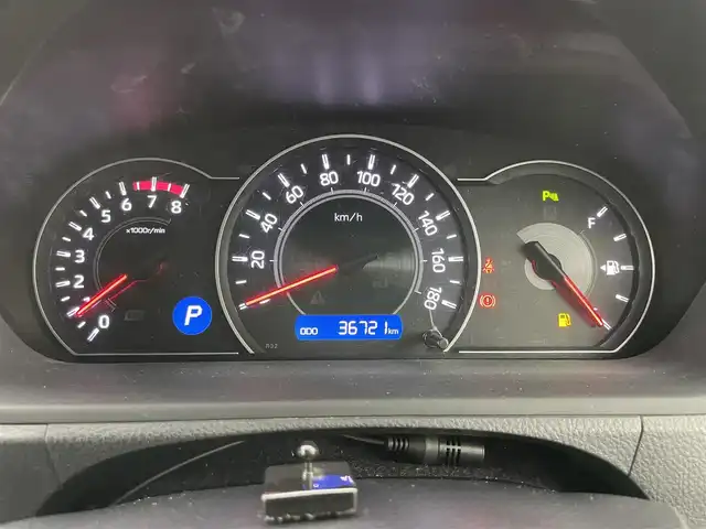 トヨタ ヴォクシー ZS 煌Ⅲ 岡山県 2022(令4)年 3.7万km ホワイトパールクリスタルシャイン ALPINE9インチメモリナビ/(フルセグ/Carplay/Bluetooth/CD/DVD)/ALPINEフリップダウンモニター/衝突軽減ブレーキ/両側パワースライドドア/ビルトインETC/LEDヘッドライト/バックカメラ/クルーズコントロール/ドライブレコーダー/コーナーセンサー/レーンキープアシスト/オートハイビーム/プッシュスタート/スマートキー/アイドリングストップ/フロアマット/純正アルミホイール/オートライト/新車保証書