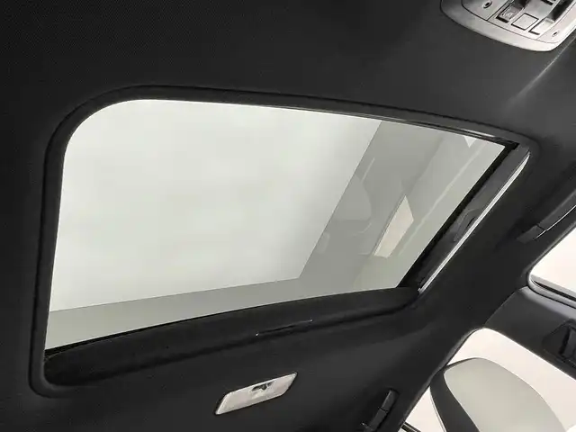 レクサス ＣＴ 200h Fスポーツ 愛知県 2017(平29)年 6万km 赤Ⅱ 純正ナビ　フルセグＴＶ　ＢＴ　ムーンルーフ　ＴＲＤ４本出スポーツマフラー　１７インチＯＰクロームメッキホイール　ツートンカラー　白黒コンビレザー　シートヒーター　追従クルコン　プリクラッシュセーフティ　LEDオートライト　ミラー型前後ドラレコ　AC100V電源　ハンドルヒーター　オートハイビーム　禁煙車