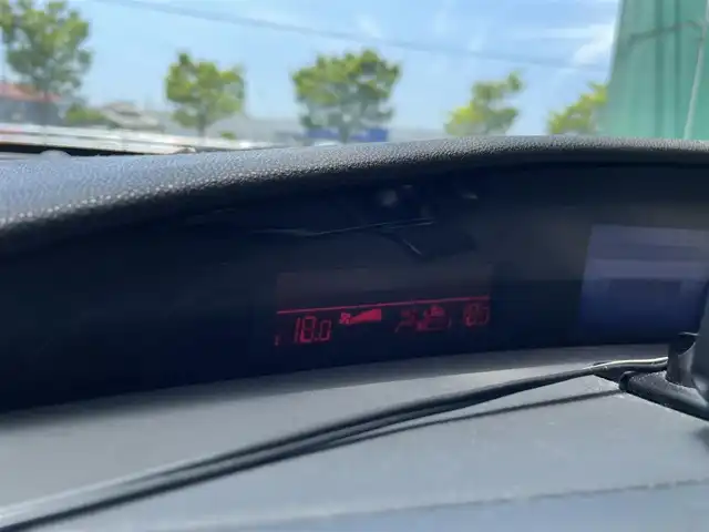 マツダ アクセラ 15C 三重県 2010(平22)年 10.3万km ブラック 登録時102663km/禁煙車/Pioneerナビ(AM/FM/ワンセグ/Bluetooth)/ETC/オートライト/フォグ/ステアリングスイッチ/純正フロアマット/電格ミラー/AAC/ABS/リモコンキー