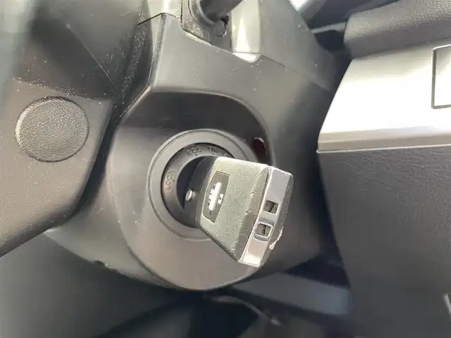 マツダ アクセラ 15C 三重県 2010(平22)年 10.3万km ブラック 登録時102663km/禁煙車/Pioneerナビ(AM/FM/ワンセグ/Bluetooth)/ETC/オートライト/フォグ/ステアリングスイッチ/純正フロアマット/電格ミラー/AAC/ABS/リモコンキー