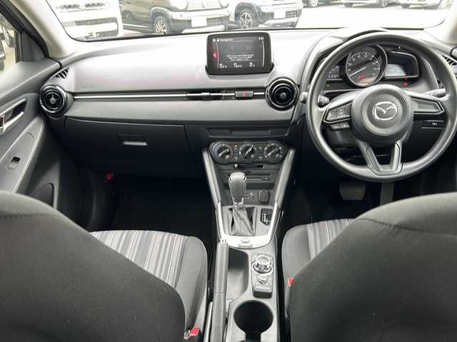 マツダ マツダ２ 15S 秋田県 2020(令2)年 6.8万km マシーングレープレミアムM 純正ナビ/CD/TV/Bluetooth/４WD/純正17インチアルミ/ドアバイザー