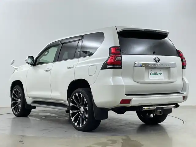 トヨタ ランドクルーザー プラド TX Lパッケージ 道央・札幌 2018(平30)年 5.3万km ホワイトパールクリスタルシャイン ・4WD/寒冷地仕様/・トヨタセーフティセンス/・プリクラッシュセーフティ/・レーダークルーズコントロール/・WALD22インチアルミ/・純正ナビ  /・フルセグTV/Bluetooth/・DVD.CD.SD/・バックカメラ/・シートヒーター/エアーシート/・LEDヘッドライト/オートハイビーム/・電動格納サードシート/・ヒッチメンバー/・冬タイヤAW積込/・センターデフロック/・ダウンヒルアシスト/・横滑り防止/・ETC2.0