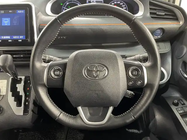トヨタ シエンタ ハイブリッド G クエロ 愛知県 2019(令1)年 3.2万km ヴィンテージブラウンパールクリスタルシャイン/ホワイトパールクリスタルシャイン 純正９型SDナビ/（CD/DVD/フルセグ/Bluetooth/FM/AM）/衝突軽減ブレーキ/全方位カメラ/クルーズコントロール/バックカメラ/コーナーセンサー/純正ビルトインETC２．０/LEDヘッドライト/オートマチックハイビーム/ドライブレコーダー/ステアリングスイッチ/スマートキー/プッシュスタート