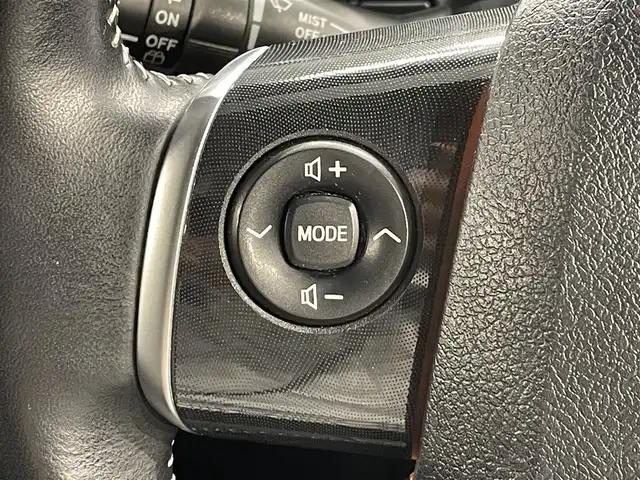 トヨタ シエンタ ハイブリッド G クエロ 愛知県 2019(令1)年 3.2万km ヴィンテージブラウンパールクリスタルシャイン/ホワイトパールクリスタルシャイン 純正９型SDナビ/（CD/DVD/フルセグ/Bluetooth/FM/AM）/衝突軽減ブレーキ/全方位カメラ/クルーズコントロール/バックカメラ/コーナーセンサー/純正ビルトインETC２．０/LEDヘッドライト/オートマチックハイビーム/ドライブレコーダー/ステアリングスイッチ/スマートキー/プッシュスタート