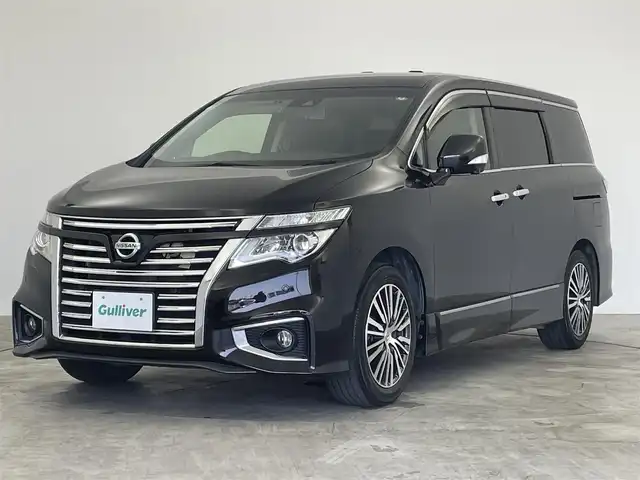 日産 エルグランド 250ハイウェイスターS 群馬県 2020(令2)年 6.6万km ファントムブラック ツインサンルーフ　フリップダウンモニター　エマージェンシーブレーキ　純正メモリーナビ　アラウンドビューモニター　運転支援システム　両側パワースライドドア　ＬＥＤ　ハーフレザー　純正１８インチＡＷ　禁煙