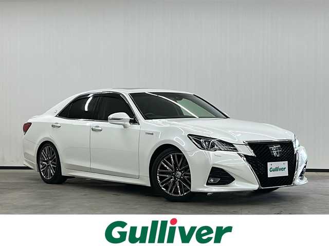 トヨタ クラウン ハイブリッド アスリートG 長崎県 2016(平28)年 10.2万km ホワイトパールクリスタルシャイン 純正SDナビ/（CD/DVD/ラジオ/BT/AUX/USB/フルセグ） /バックカメラ/サンルーフ /黒革シート/前席シートヒーター/ベンチレーション/前席パワーシート/ハンドルヒーター/プリクラッシュセーフティ/レーンディパーチャーアラート/レーダークルーズコントロール/オートハイビーム/ブラインドスポットモニター/ビルトインETC/コーナーセンサー/純正18インチアルミホイール/純正フロアマット/社外AW付き冬タイヤ積込み/LEDヘッドライト/フォグランプ/カーテンエアバッグ /取説＆保証書