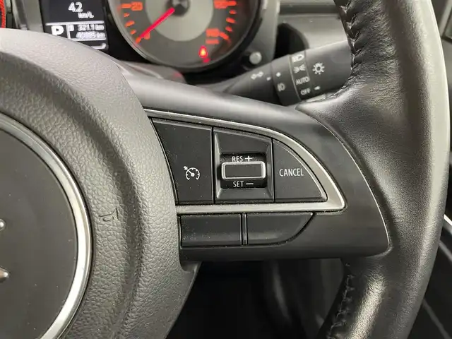 スズキ ジムニー XC 群馬県 2020(令2)年 4.1万km ブルーイッシュブラックパール3 KENWOOD９インチナビ【MDV-S809L】/・AM/FM/CD/DVD/SD/Bluetooth/フルセグTV/・バックカメラ/＝＝＝＝＝/９インチナビ　バックカメラ　前席シートヒーター　ヒルディセントコントロール　デュアルセンサーブレーキサポート　プッシュスタート　スマートキー　スペアキー　ヘッドライトウォッシャー　ＥＴＣ　ＬＥＤ　禁煙