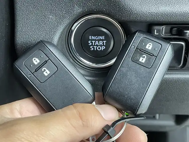 スズキ ジムニー XC 群馬県 2020(令2)年 4.1万km ブルーイッシュブラックパール3 KENWOOD９インチナビ【MDV-S809L】/・AM/FM/CD/DVD/SD/Bluetooth/フルセグTV/・バックカメラ/＝＝＝＝＝/９インチナビ　バックカメラ　前席シートヒーター　ヒルディセントコントロール　デュアルセンサーブレーキサポート　プッシュスタート　スマートキー　スペアキー　ヘッドライトウォッシャー　ＥＴＣ　ＬＥＤ　禁煙