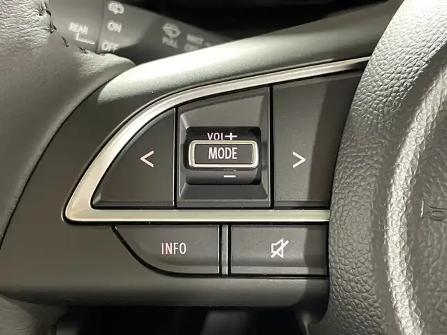 スズキ ジムニー シエラ JC 福岡県 2025(令7)年 0.1万km ピュアホワイトP 禁煙車社外7型SDナビ（Bluetooth/DVD/CD/AM/FM）バックモニター衝突軽減ブレーキクルコンコーナーセンサーアイドリングストップシートヒーター電格ミラースマートキープッシュスタート
