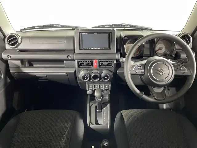 スズキ ジムニー シエラ JC 福岡県 2025(令7)年 0.1万km ピュアホワイトP 禁煙車社外7型SDナビ（Bluetooth/DVD/CD/AM/FM）バックモニター衝突軽減ブレーキクルコンコーナーセンサーアイドリングストップシートヒーター電格ミラースマートキープッシュスタート