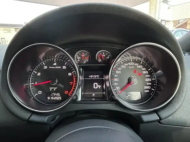 アウディ ＴＴクーペ 1．8 TFSI Sライン コンペティション 愛知県 2015(平27)年 8.5万km デイトナグレーパールエフェクト 純正SDナビ（フルセグ/BT/CD/DVD/SD/USB)/バックカメラ/前後ドライブレコーダー/ETC/電動格納式ミラー/パドルシフト/オートライト/ABS/横滑り防止装置/ハーフレザー/フォグランプ/純正アルミホイール