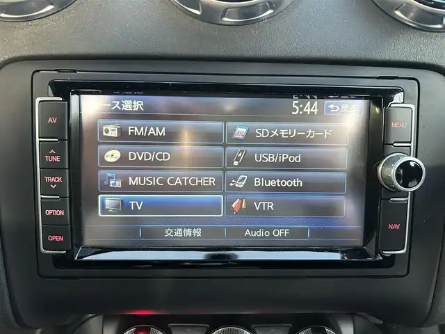 アウディ ＴＴクーペ 1．8 TFSI Sライン コンペティション 愛知県 2015(平27)年 8.5万km デイトナグレーパールエフェクト 純正SDナビ（フルセグ/BT/CD/DVD/SD/USB)/バックカメラ/前後ドライブレコーダー/ETC/電動格納式ミラー/パドルシフト/オートライト/ABS/横滑り防止装置/ハーフレザー/フォグランプ/純正アルミホイール