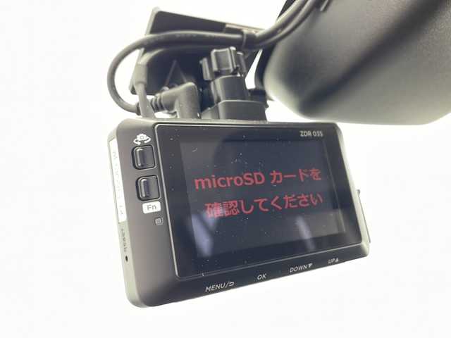 トヨタ ハイラックス Z 千葉県 2021(令3)年 3万km ダークブルーマイカ 純正ナビ/フルセグTV/プリクラッシュセーフティ/レーンキープアシスト/レーダークルーズコントロール/クリアランスソナー/ハードトノカバー/ダウンヒルアシスト/LEDヘッドライト/プッシュスタート/ドライブレコーダー/アイドリングストップ