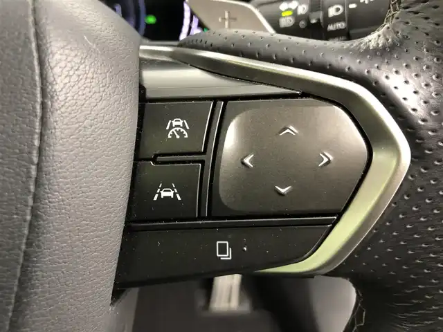 レクサス ＮＸ 350h Fスポーツ 愛知県 2022(令4)年 6.1万km グラファイトブラックガラスフレーク パノラマルーフ/オレンジキャリパー/ワイヤレス充電/純正14インチナビ/アラウンドビューモニター/Bluetooth/フルセグTV/レクサスセーフティセンス/衝突被害軽減システム/クルーズコントロール/ブラインドスポットモニター/レーンキープアシスト/横滑り防止装置/コーナーセンサー/オートライト/オートマチックハイビーム/三眼LEDヘッドライト/LEDフォグランプ/パワーシート/シートメモリー/シートーヒーター/ステアリングヒーター/パドルシフト/電動リアゲート/ドライブレコーダー/ビルトインETC2.0/純正フロアマット/純正AW/プッシュスタート/スマートキー/スペアキー/カードキー