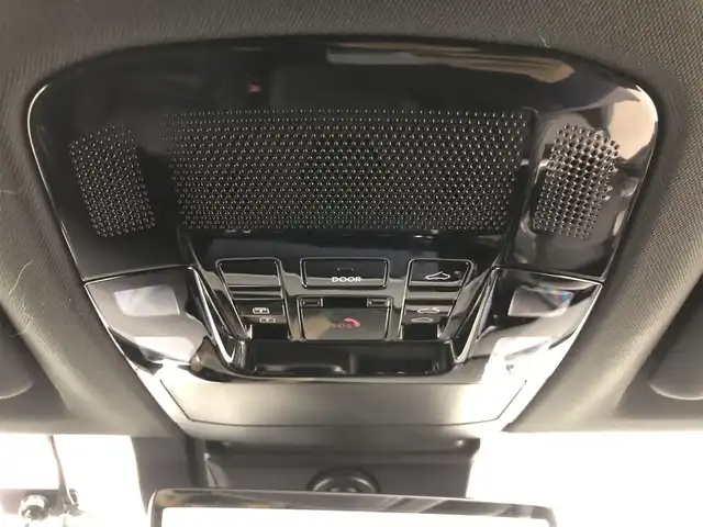 レクサス ＮＸ 350h Fスポーツ 愛知県 2022(令4)年 6.1万km グラファイトブラックガラスフレーク パノラマルーフ/オレンジキャリパー/ワイヤレス充電/純正14インチナビ/アラウンドビューモニター/Bluetooth/フルセグTV/レクサスセーフティセンス/衝突被害軽減システム/クルーズコントロール/ブラインドスポットモニター/レーンキープアシスト/横滑り防止装置/コーナーセンサー/オートライト/オートマチックハイビーム/三眼LEDヘッドライト/LEDフォグランプ/パワーシート/シートメモリー/シートーヒーター/ステアリングヒーター/パドルシフト/電動リアゲート/ドライブレコーダー/ビルトインETC2.0/純正フロアマット/純正AW/プッシュスタート/スマートキー/スペアキー/カードキー