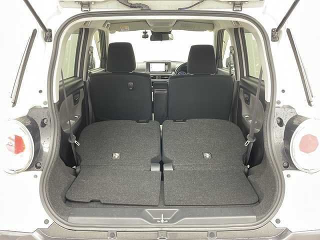 ダイハツ キャスト アクティバ G SAⅢ 道央・札幌 2018(平30)年 5.9万km パールホワイトⅢ ・4WD/・純正ナビ/　CD/DVD/BT/USB/SD/・フルセグTV/・バックカメラ/・スマートアシストIII/　衝突軽減ブレーキ/　車線逸脱警報/　前後誤発進抑制/　先行車発進お知らせ/　オートマチックハイビーム/・ETC/・アイドリングストップ/・オートライト/・LEDヘッドライト/・フォグランプ/・ドライブレコーダー/・革巻きステアリング/・ステアリングリモコン/・プッシュスタート/・スマートキー/・オートリトラミラー/・ヘッドライトレベライザー /・ダウンヒルアシストコントロール/・純正フロアマット/・純正ドアバイザー