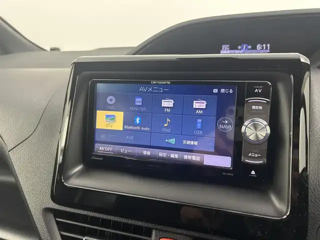 トヨタ ノア Si ダブルバイビー 千葉県 2018(平30)年 5.4万km ホワイトパールクリスタルシャイン トヨタセーフティセンス/・プリクラッシュセーフティ/・レーンディパーチャーアラート/・先行車発進お知らせ/・オートハイビーム/社外7インチメモリナビ/CD DVD SD BT フルセグ/バックカメラ/両側パワースライドドア/クルーズコントロール/LEDオートライト/ハーフレザー/純正16インチアルミホイール/純正フロアマット/ドアバイザー/プッシュスタート/スマートキー/ETC