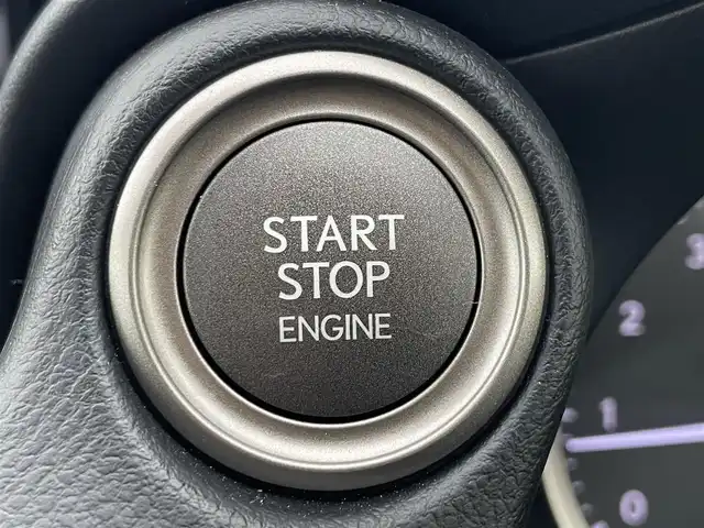レクサス ＩＳ 300 滋賀県 2019(令1)年 4.1万km ソニッククォーツ 純正10型ナビ/・Bluetooth/フルセグ/・CD/DVD/バックカメラ/革巻きステアリング/ステアリングリモコン/パドルシフト/ETC2.0/レーダークルーズコントロール/ハーフレザーシート/パワーシート/ドアミラーヒーター/レクサスセーフティシステムプラス/・レーンディパーチャーアラート/・プリクラッシュセーフティ/LEDオートライト/フォグライト/スマートキー