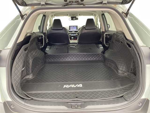 トヨタ ＲＡＶ４ アドベンチャー 愛知県 2021(令3)年 4.3万km アーバンカーキ トヨタセーフティセンス/純正9型ディスプレイオーディオナビ/レーダークルーズコントロール/シートヒーター/エアシート/バックカメラ/パワーシート/コーナーセンサー/純正アルミホイール/ルーフレール/４ＷＤ/ダウンヒルアシストコントロール/ステアリングヒーター/レーンキープアシスト/オートマチックハイビーム/フルセグ/衝突軽減システム/Bluetooth/ステアリングスイッチ/スマートキー/プッシュスタート