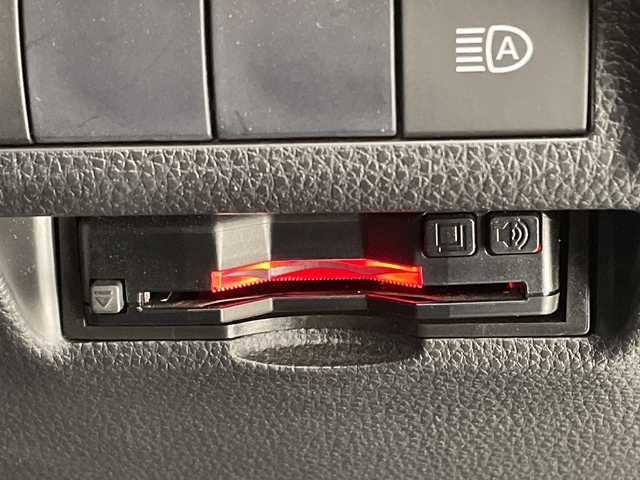 トヨタ ＲＡＶ４ アドベンチャー 愛知県 2021(令3)年 4.3万km アーバンカーキ トヨタセーフティセンス/純正9型ディスプレイオーディオナビ/レーダークルーズコントロール/シートヒーター/エアシート/バックカメラ/パワーシート/コーナーセンサー/純正アルミホイール/ルーフレール/４ＷＤ/ダウンヒルアシストコントロール/ステアリングヒーター/レーンキープアシスト/オートマチックハイビーム/フルセグ/衝突軽減システム/Bluetooth/ステアリングスイッチ/スマートキー/プッシュスタート