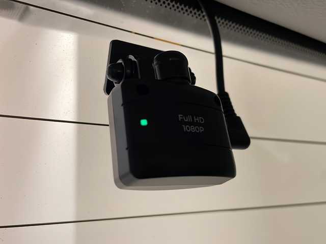 トヨタ アルファード S Aパッケージ 福井県 2015(平27)年 8.1万km ホワイトパールクリスタルシャイン 純正SDナビ/フルセグTV/BT/DVD/CD/SD/バックカメラ/フリップダウンモニター/ビルトインETC/前後ドライブレコーダー/クルーズコントロール/コーナーセンサー/両側パワースライドドア/デジタルインナーミラー/MTモード付AT/ウッドコンビステアリング/オートライト/LEDヘッドライト/純正18インチアルミホイール/プッシュスタート/スマートキー×2