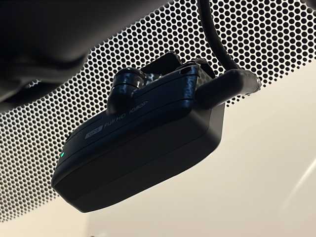 トヨタ アルファード S Aパッケージ 福井県 2015(平27)年 8.1万km ホワイトパールクリスタルシャイン 純正SDナビ/フルセグTV/BT/DVD/CD/SD/バックカメラ/フリップダウンモニター/ビルトインETC/前後ドライブレコーダー/クルーズコントロール/コーナーセンサー/両側パワースライドドア/デジタルインナーミラー/MTモード付AT/ウッドコンビステアリング/オートライト/LEDヘッドライト/純正18インチアルミホイール/プッシュスタート/スマートキー×2