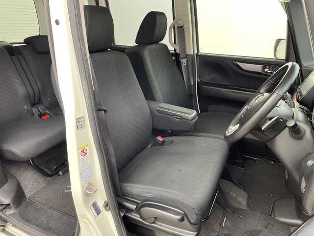 ホンダ Ｎ ＢＯＸ カスタム G ターボ Aパッケージ 兵庫県 2014(平26)年 9.2万km プレミアムホワイトパール ・純正8インチナビ/BT/CD/DVD/TV/USB/SD/・バックカメラ/・安心パッケージ/・シティブレーキアクティブシステム/・クルーズコントロール/・両側パワースライドドア/・横滑り防止装置/・ステアリングスイッチ/・パドルシフト/・前方ドライブレコーダー/・電動格納ミラー/・HIDヘッドライト/・フォグランプ/・純正16インチホイール/・スマートキー/・スペアキー/・取扱説明書/・保証書